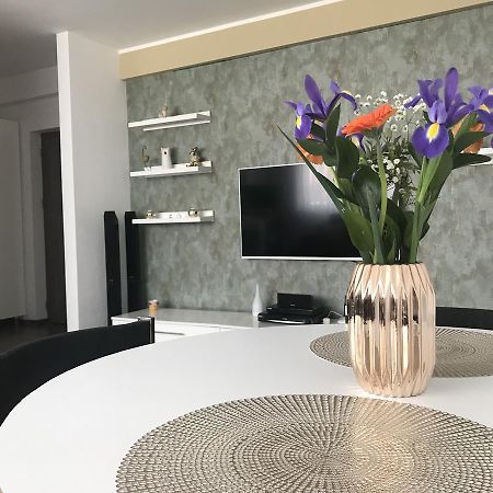 Pipera Lake View By Acme Rent Bukarest Exterior foto