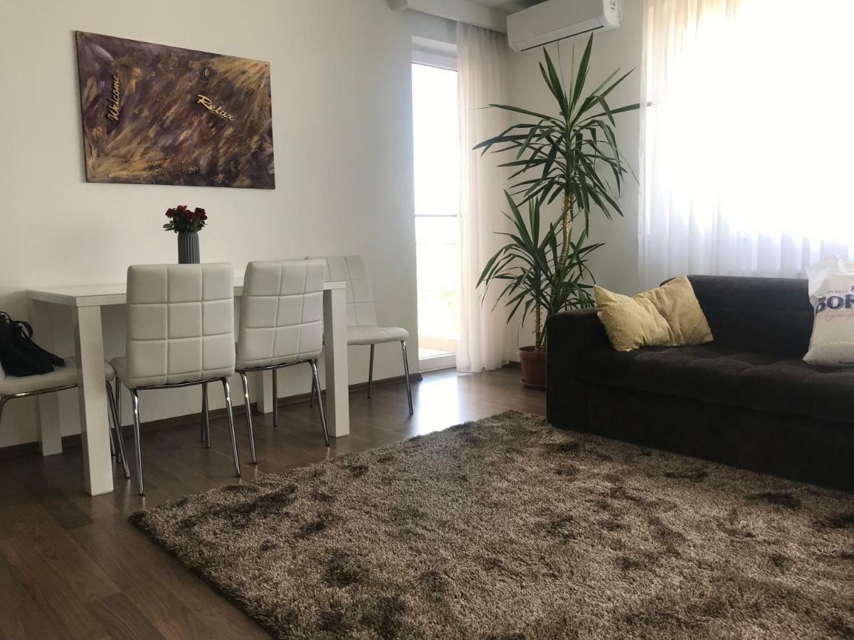 Pipera Lake View By Acme Rent Bukarest Exterior foto